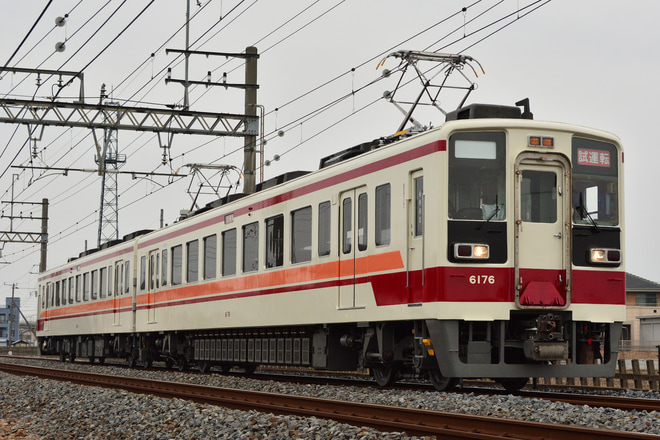 【東武】6050系6176Fが出場を栗橋～南栗橋間で撮影した写真
