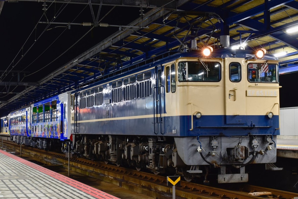 【JR四】アンパンマントロッコ京都鉄道博物館展示終了に伴う返却配給の拡大写真