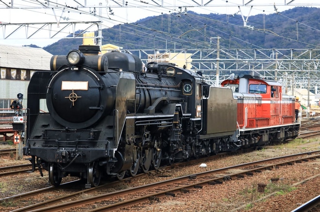 【JR西】D51-200が新山口へ配給輸送を新山口駅で撮影した写真