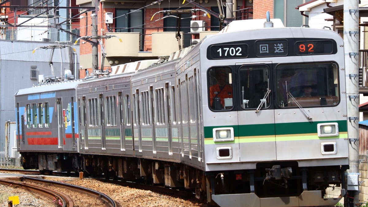 dc73e9a8bc7a577d423c91820a17a3