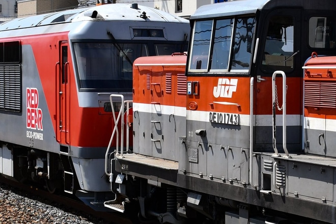 【JR貨】DF200-205甲種輸送を摂津富田駅で撮影した写真