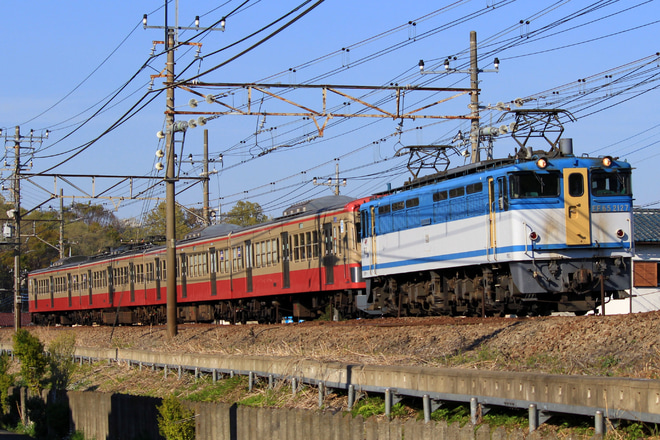 【西武】新101系247F(赤電塗装) 甲種輸送を日野～豊田間で撮影した写真