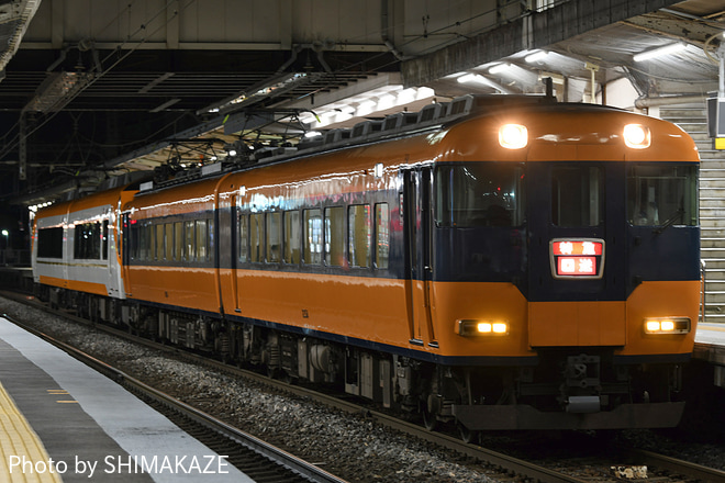 【近鉄】12200系N54 22000系流用の方向幕に を松阪駅で撮影した写真