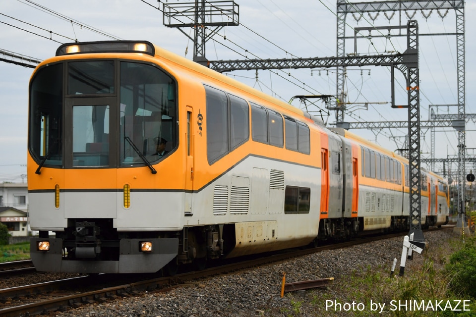 【近鉄】20000系楽使用の臨時列車が運転の拡大写真