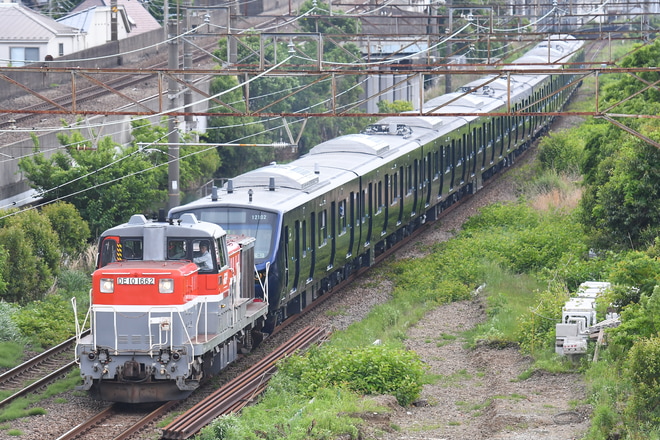 【相鉄】12000系12102F甲種輸送を鶴見～新鶴見間で撮影した写真