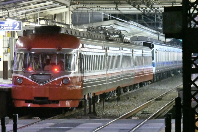 【小田急】旧3000形 3021F(SE・SSE) 大野総合車両所へ回送を小田急相模原駅で撮影した写真
