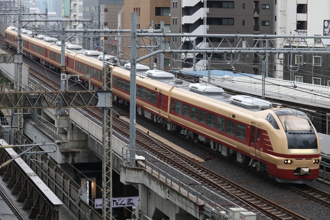 【JR東】E653系カツK70編成 団体臨時列車で上野東京ライン初入線を秋葉原駅で撮影した写真