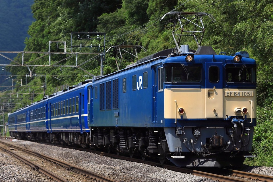 【JR東】快速｢DL青い12系客車号｣の使用客車返却回送の拡大写真
