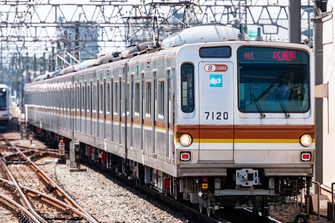 【メトロ】7000系7120F綾瀬工場出場試運転を和光市駅で撮影した写真