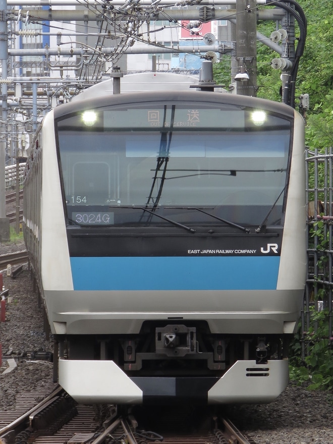 【JR東】E233系サイ154編成 東京総合車両センター出場を田端駅で撮影した写真