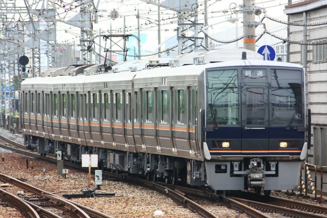 【JR西】207系H16編成体質改善工事出場回送を尼崎駅で撮影した写真
