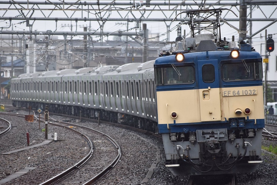 【JR東】E235系トウ41編成配給輸送の拡大写真