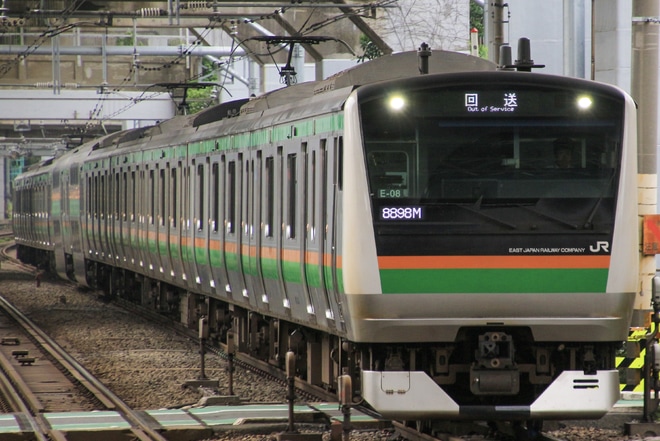 【JR東】E233系E-08編成東京総合車両センター入場回送を西大井駅で撮影した写真