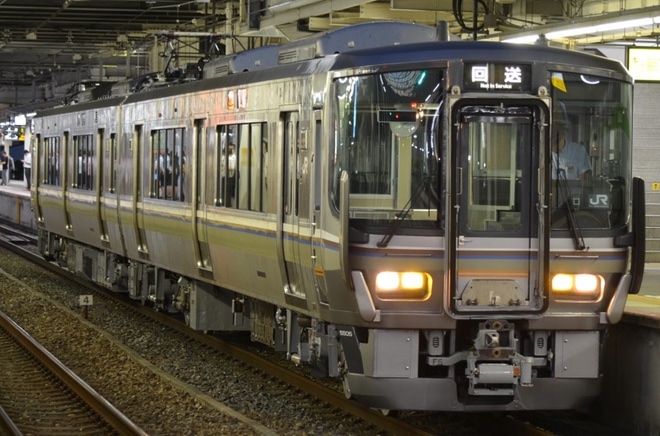 【JR西】223系F5編成吹田総合車両所出場回送を尼崎駅で撮影した写真