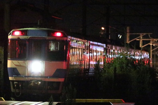 【JR四】113系第2編成 廃車回送を端岡駅で撮影した写真