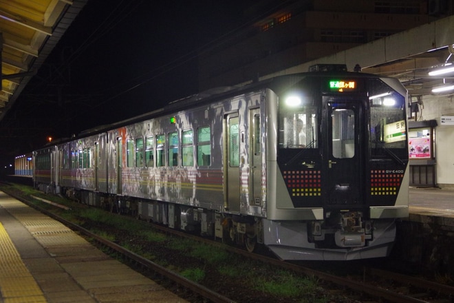 【JR東】GV-E400系気動車営業運転開始を新発田駅で撮影した写真