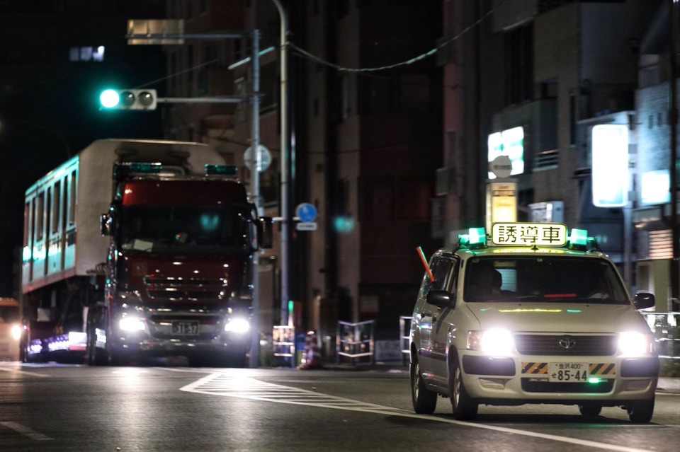 【メトロ】02系02-146F廃車陸送の拡大写真