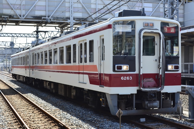 【東武】6050系6163F廃車回送を春日部駅で撮影した写真
