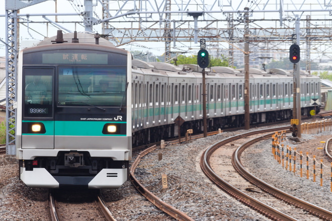 【JR東】E233系千代田線試運転を金町駅で撮影した写真