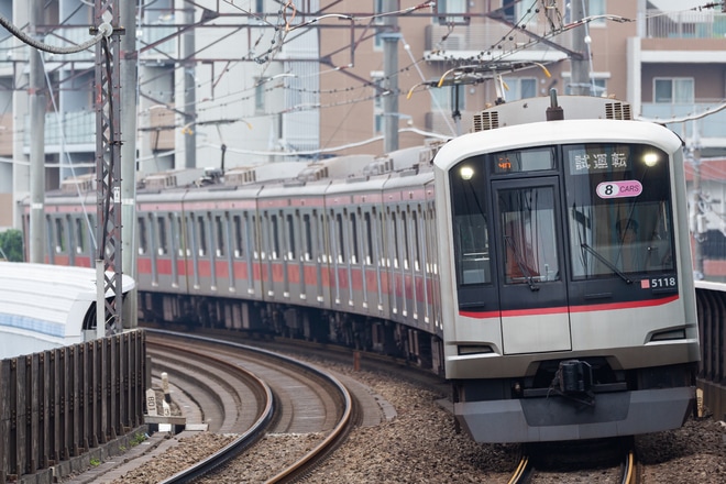 【東急】5000系5118F試運転を青葉台駅で撮影した写真