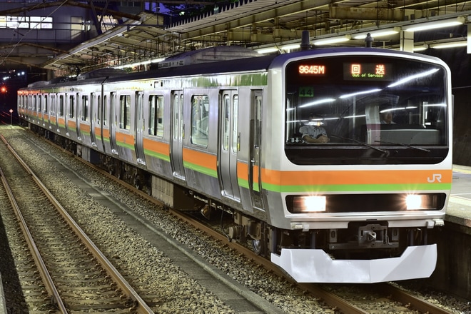 【JR東】E231系ハエ44編成 川越区送り込み兼方転回送を東所沢駅で撮影した写真