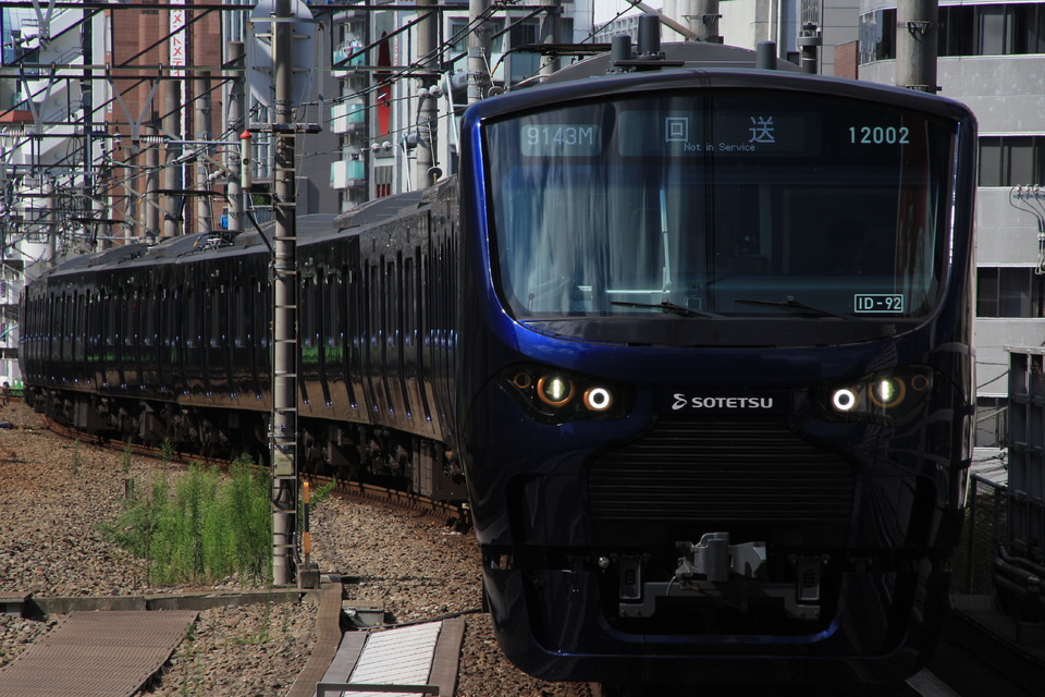 【相鉄】12000系12102F(12102×10) 埼京線試運転の拡大写真