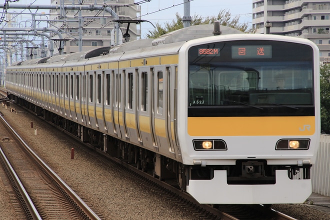 【JR東】E231系A527編成武蔵小金井から回送を武蔵境駅で撮影した写真
