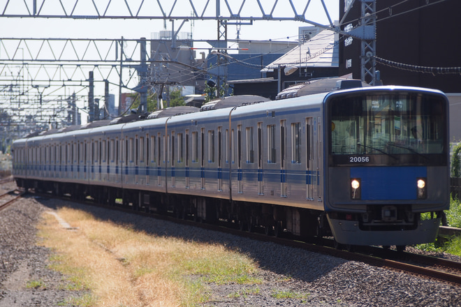 【西武】「西武トレインフェスティバル 2019 in 南入曽車両基地」開催に伴う臨時列車を新所沢駅で撮影した写真