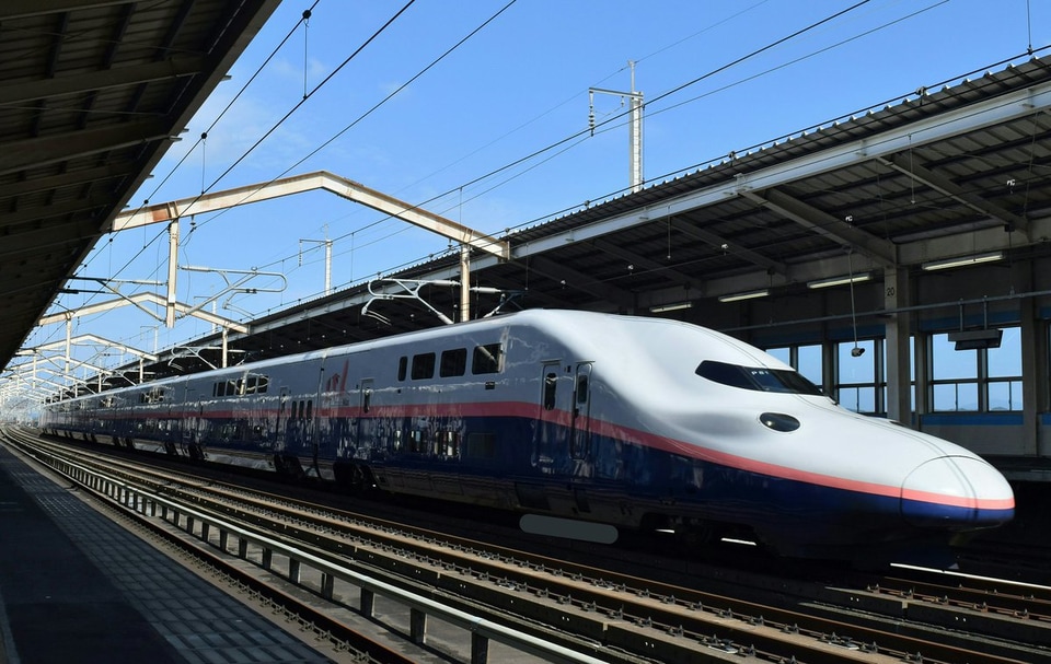 【JR東】E4系P81編成新幹線総合車両センター出場回送の拡大写真