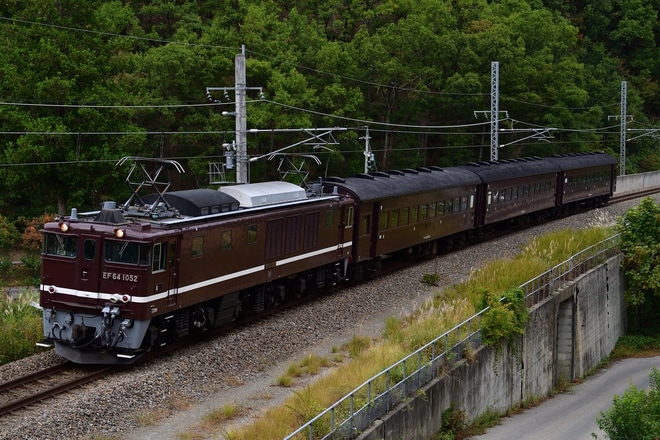 【JR東】飯山線開通90周年号旧型客車返却回送を不明で撮影した写真