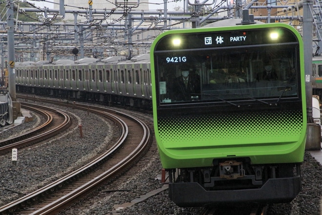 【JR東】山手線で「夢さん橋号」運転(2019)を御徒町駅で撮影した写真