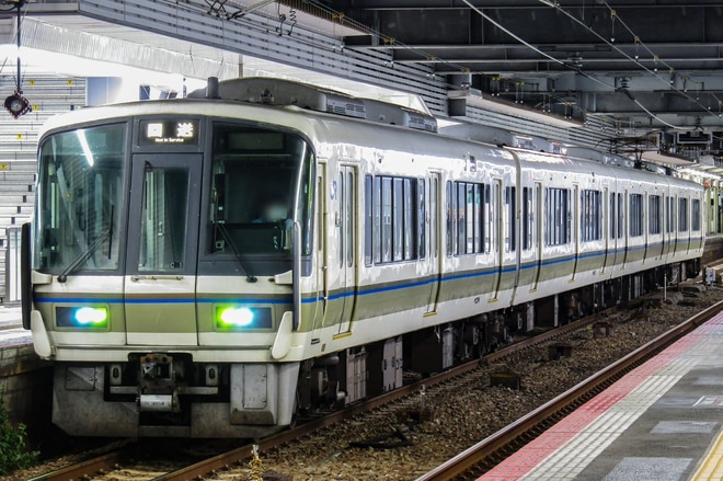 【JR西】221系ホシ C1編成 下関総合車両所入場を広島駅で撮影した写真