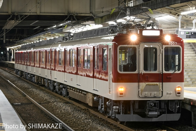 【近鉄】1000系 T07 出場回送を松阪駅で撮影した写真