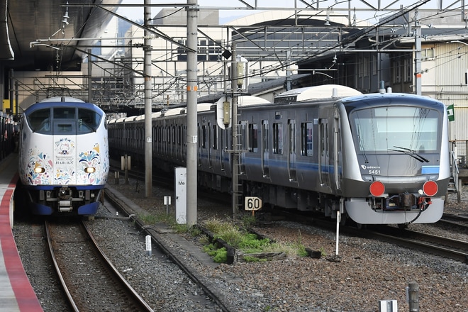 【小田急】5000形5051F甲種輸送を京都駅で撮影した写真