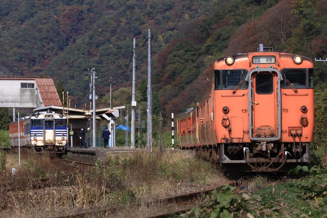 【JR東】磐越西線紅葉満喫号 運転を不明で撮影した写真