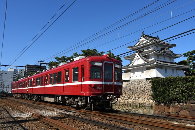 【ことでん】還暦の赤い電車1081編成HMとことでんロゴを外して運用開始を不明で撮影した写真