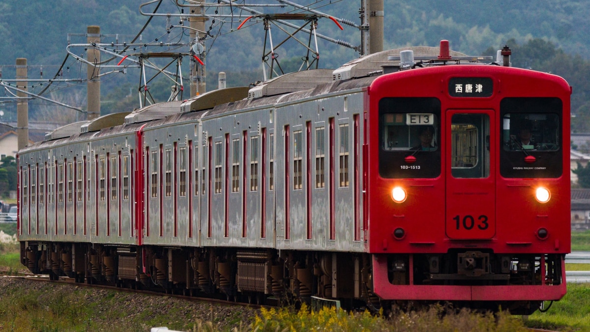 JR九】唐津くんちに伴う増結運転で103系が6連で運転 |2nd-train鉄道