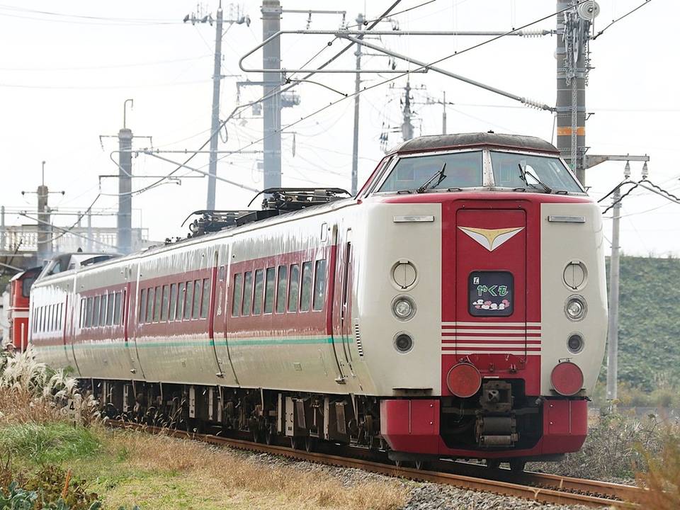 【JR西】381系4両がDD51-1186牽引で救援の拡大写真