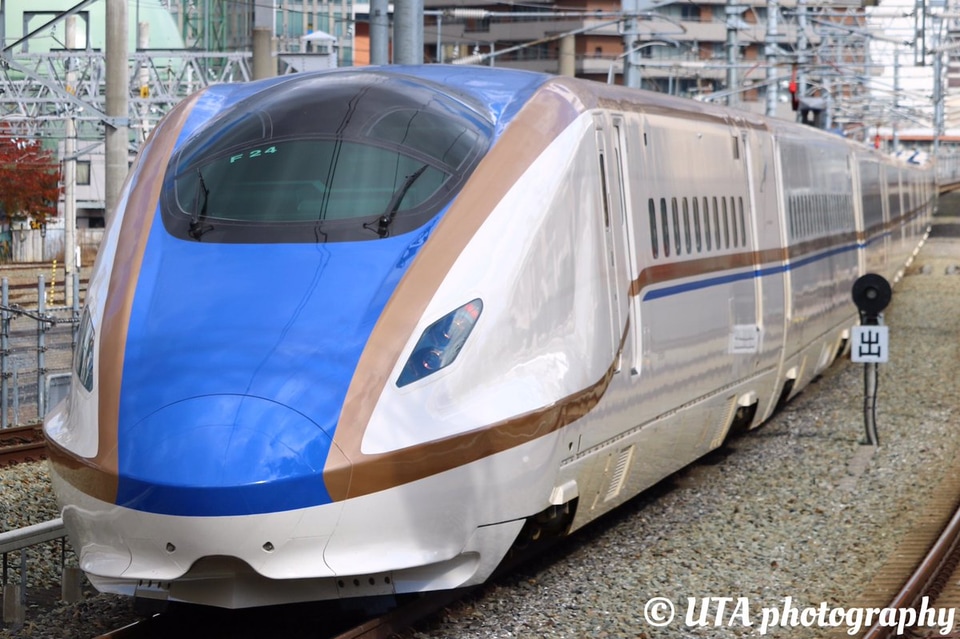 【JR東】E7系F24編成が北陸新幹線で試運転の拡大写真