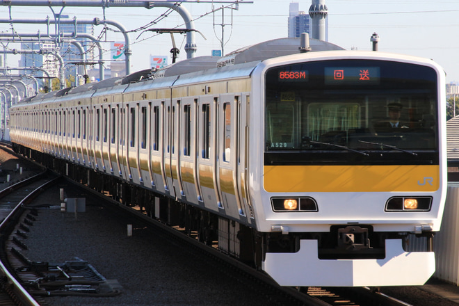 【JR東】E231系A529編成武蔵小金井車輪転削回送を東小金井駅で撮影した写真