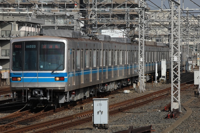 【メトロ】05系05-123F 深川工場出場試運転を妙典駅で撮影した写真