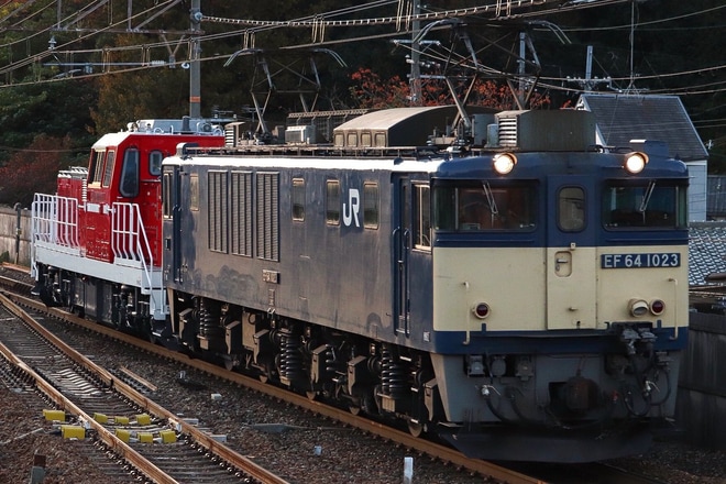 【JR貨】DD200-7甲種輸送を山科駅で撮影した写真