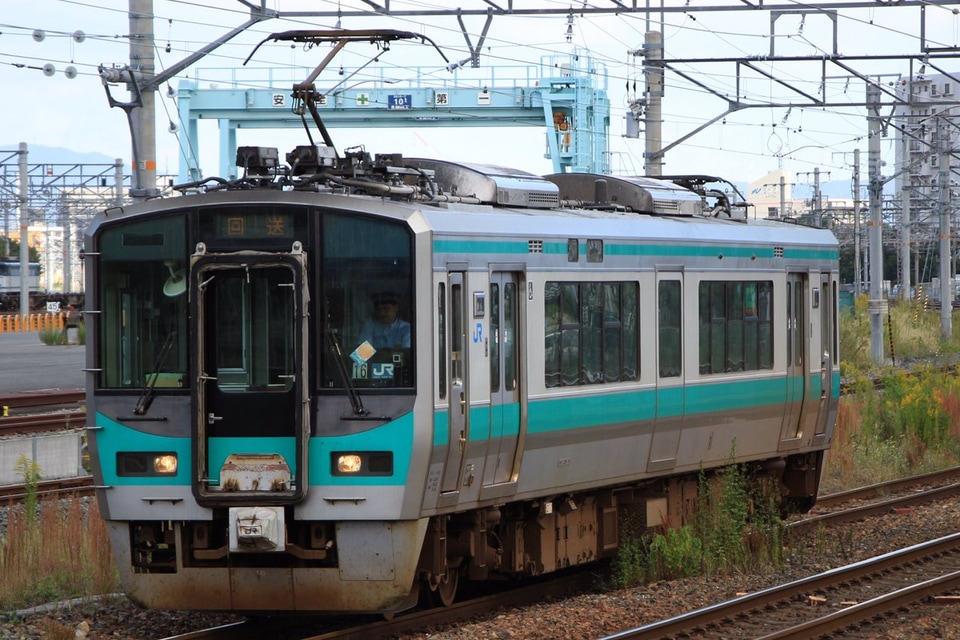 【JR西】125系クモハ125-16が吹田総合車両所本所へ入場の拡大写真