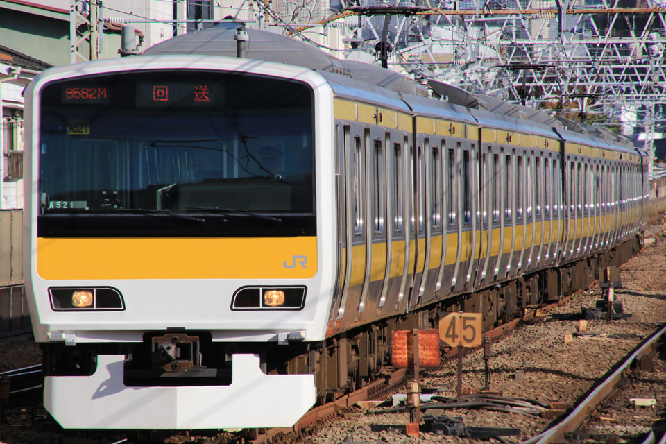 【JR東】E231系A521編成車輪転削返却回送の拡大写真