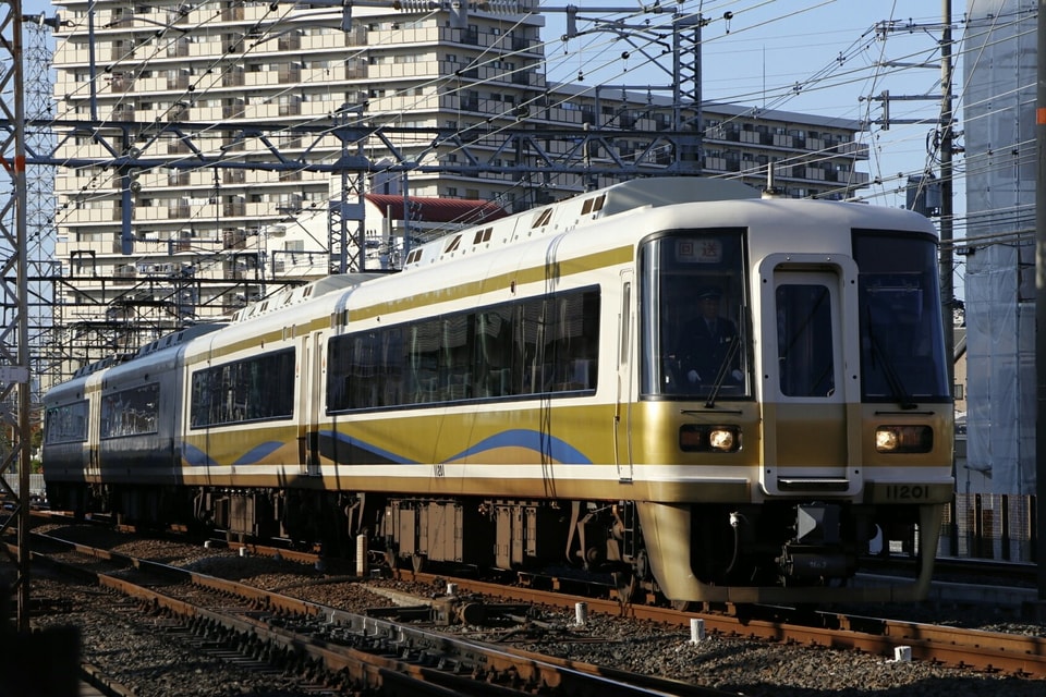 【南海】11000系11001Fが小原田検車区から泉北線への拡大写真