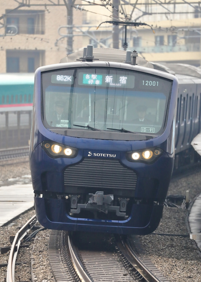【相鉄】12000系がJR埼京線大宮まで入線を中浦和駅で撮影した写真