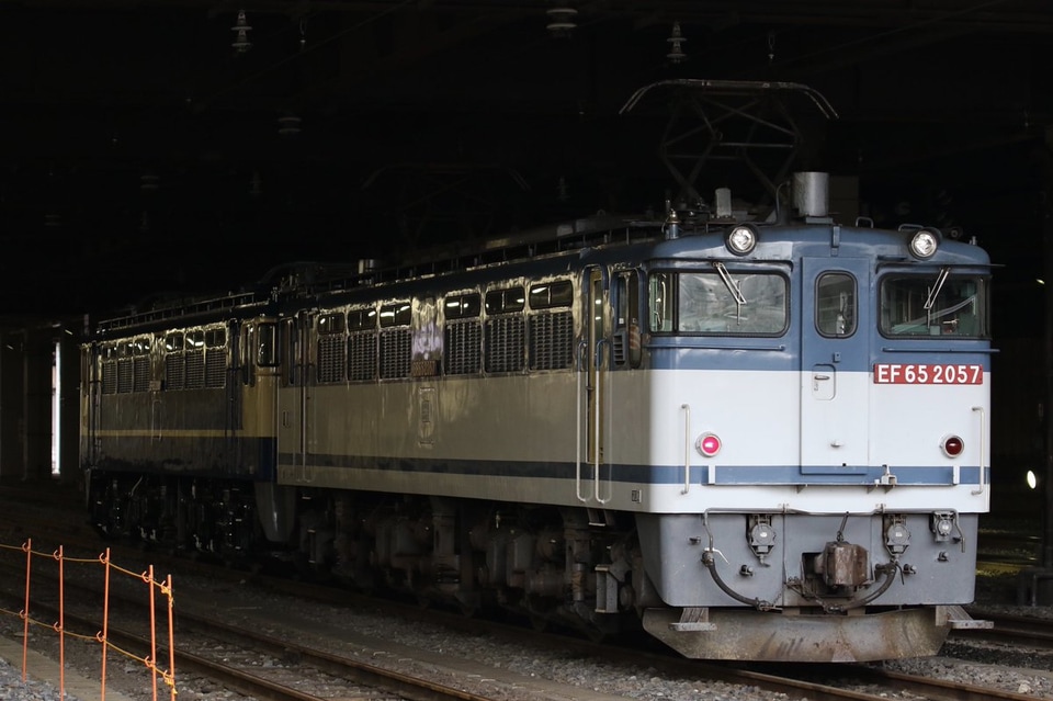 【JR貨】EF65-2088国鉄特急色になり大宮車両所出場の拡大写真
