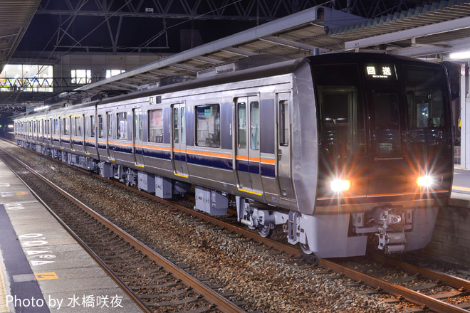 【JR西】207系H1編成　リニューアル工事を受け、出場を東加古川駅で撮影した写真