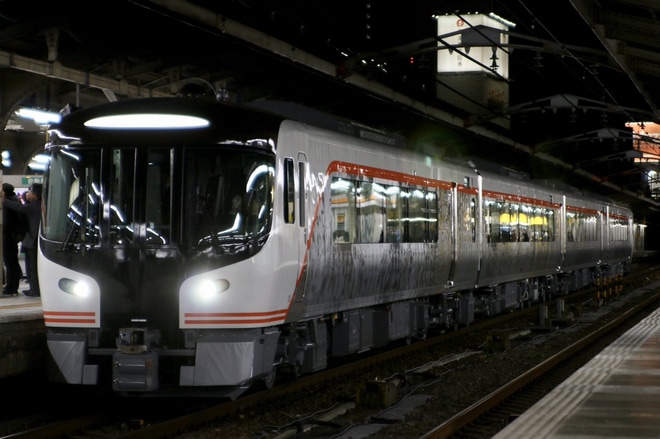 【JR海】HC85系 D1編成試運転を名古屋駅で撮影した写真