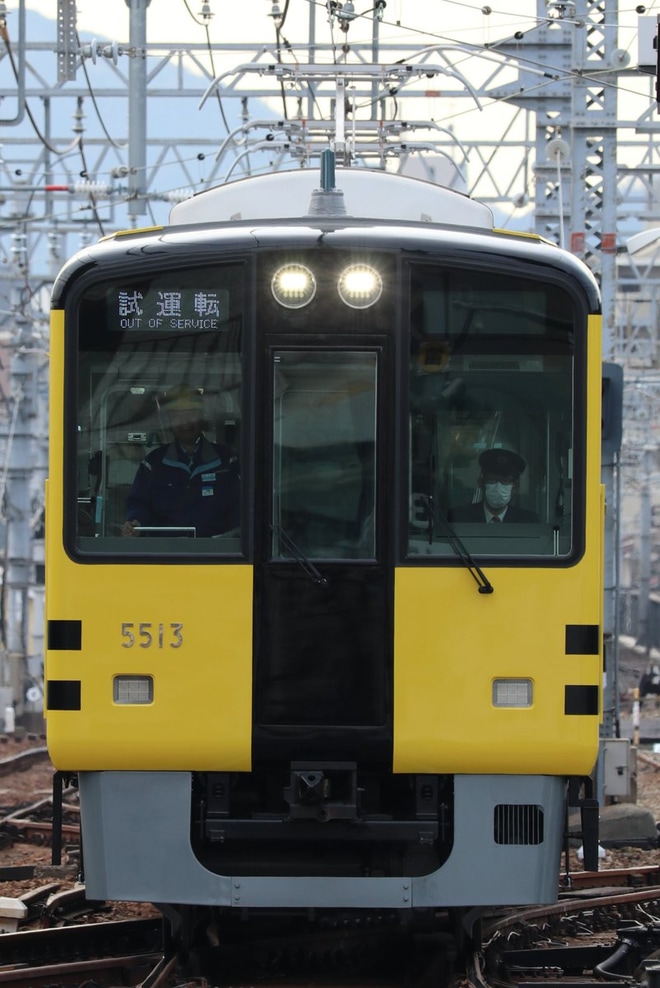 【阪神】武庫川線用に転用改造された5500系試運転を御影駅で撮影した写真